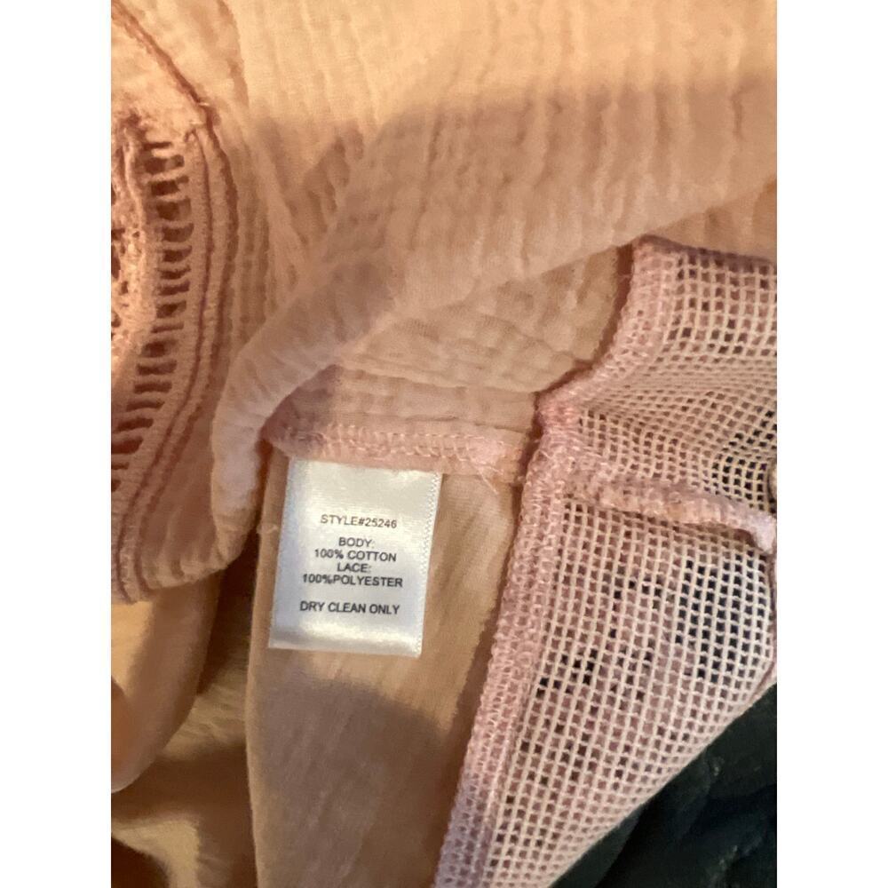 Guest Editor Floral Lace Blouse 3/4 Sleeve Crew Neck Gauze Pink Womens Large NWT - Picture 3 of 5